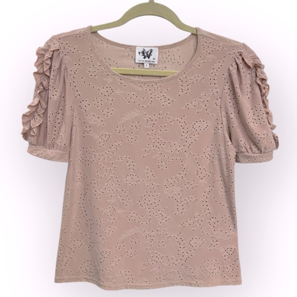 Anthropologie W5 Blush Eyelet Ruffle Sleeve Blouse Size M *2133